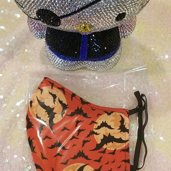 💖SALE💖 Halloween Bats Soft Face Mask - Picture 6 of 6